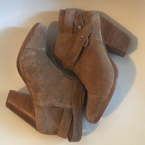 Rag + Bone "Harrow" Suede Ankle Boot - Picture 6 of 12